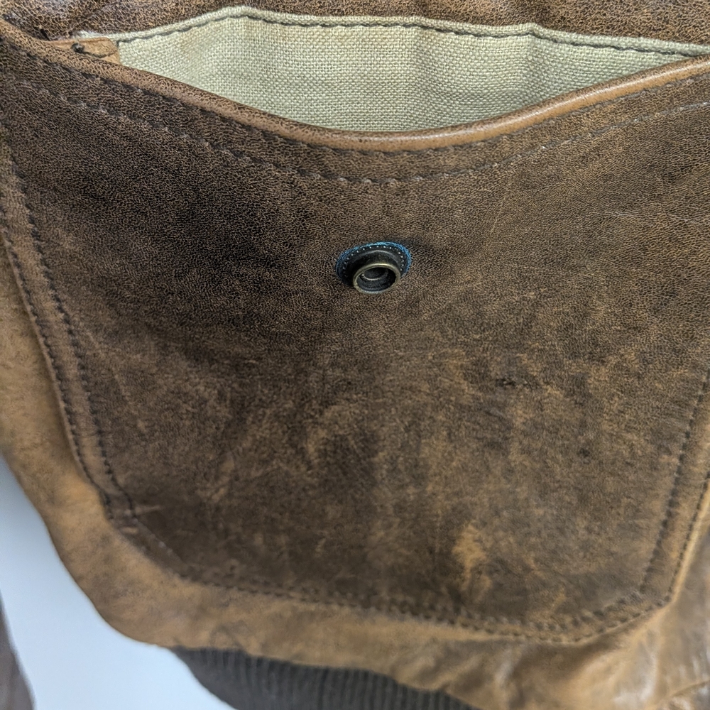 Men's Leathertown '88 Distressed Brown Leather‎ Bomber Jacket Size L/42 - Picture 12 of 16